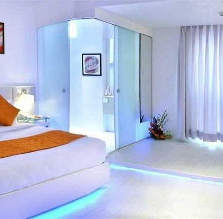 Mango Hotel Jaipur Exteriör bild